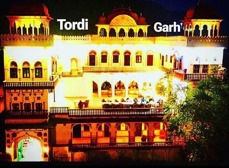 Tordi Garh Hotel Malpura  Zewnętrze zdjęcie
